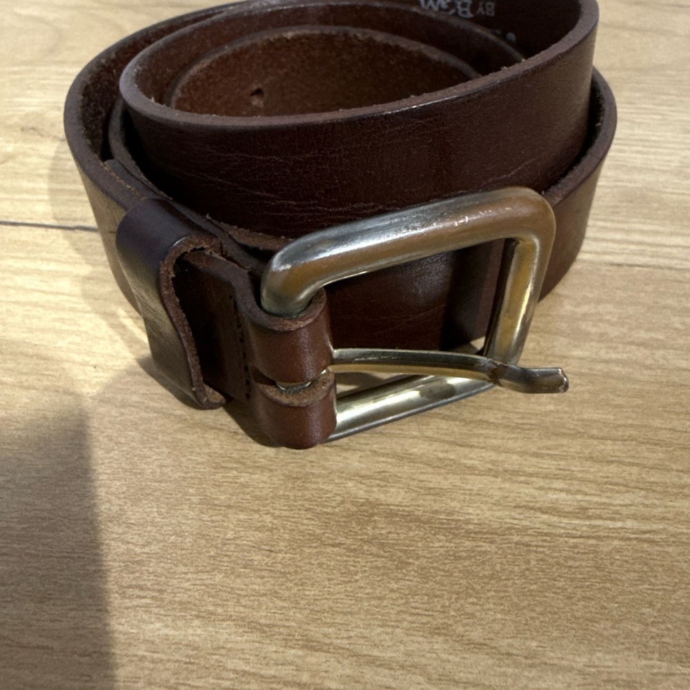 Vanzetti Vintage Leather Made in Germany Women’s Belt. 42” Brown